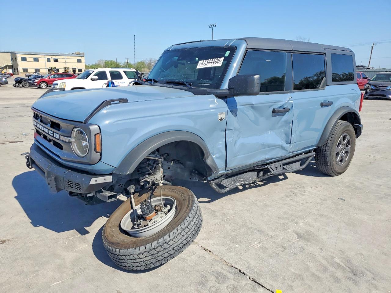 Salvage Ford Bronco Image