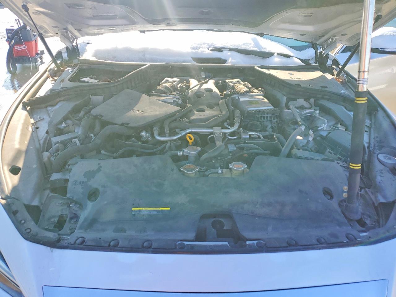 INFINITI Q50 Luxe
