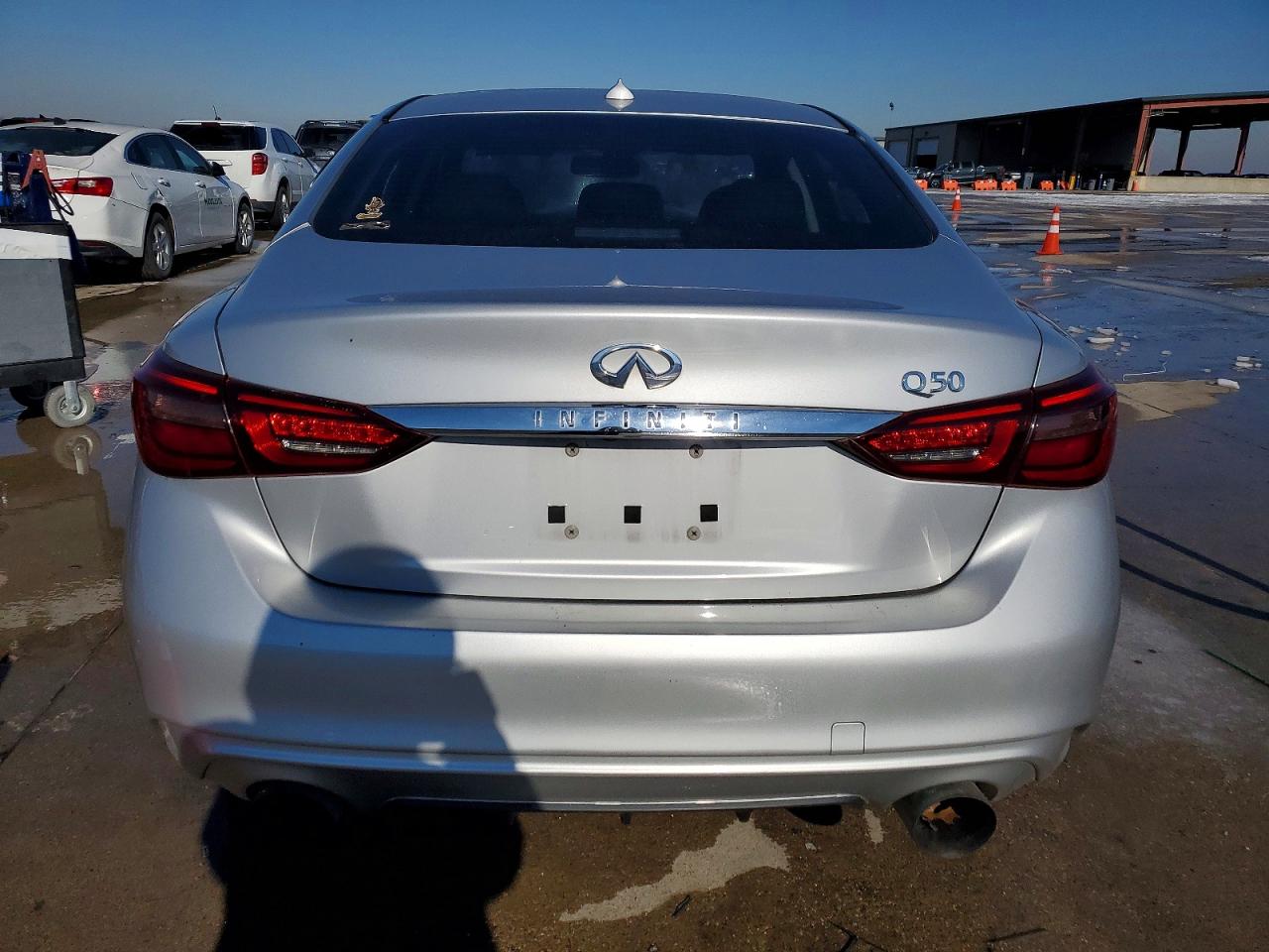 INFINITI Q50 Luxe