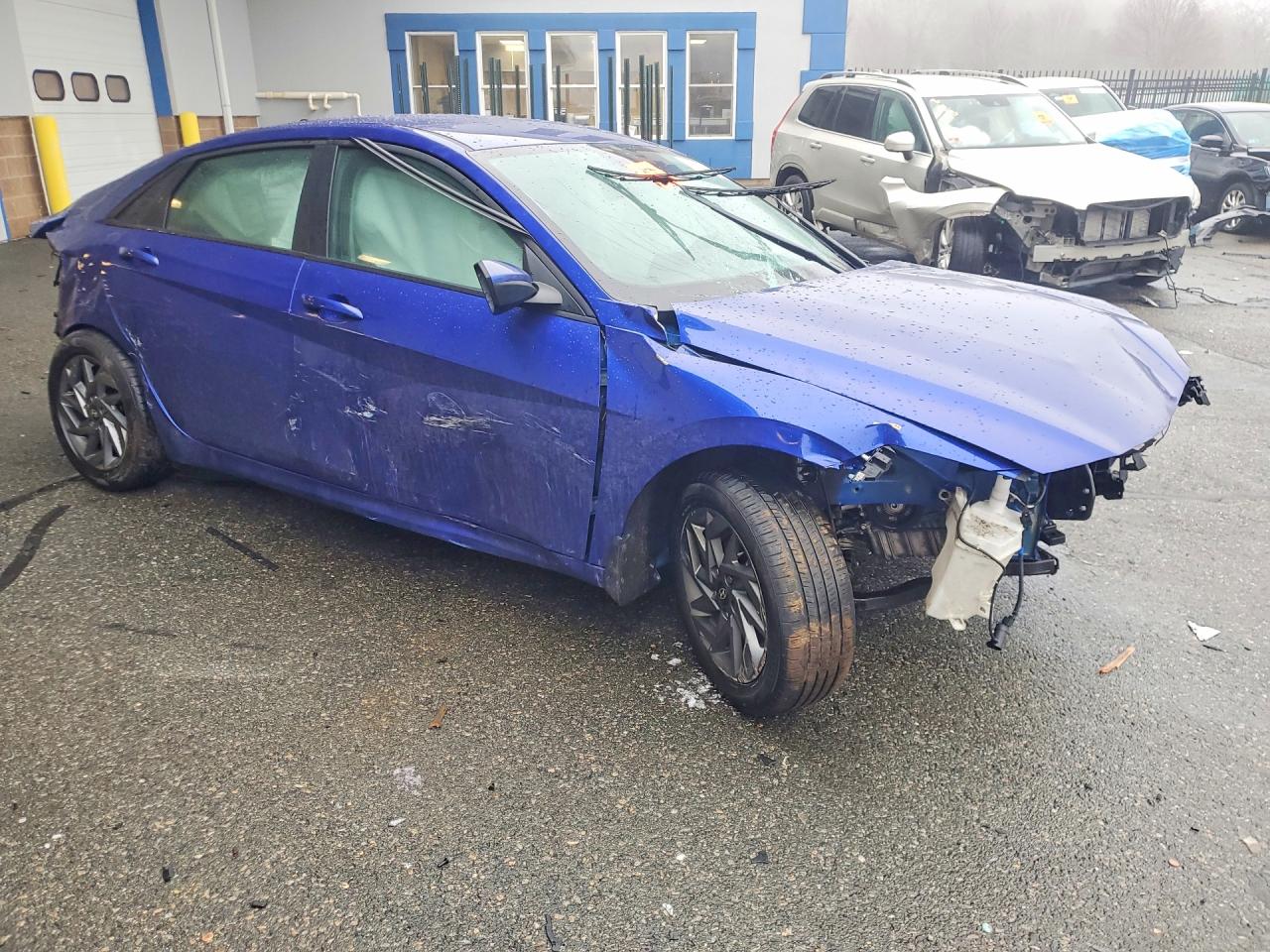 Hyundai ELANTRA Sel