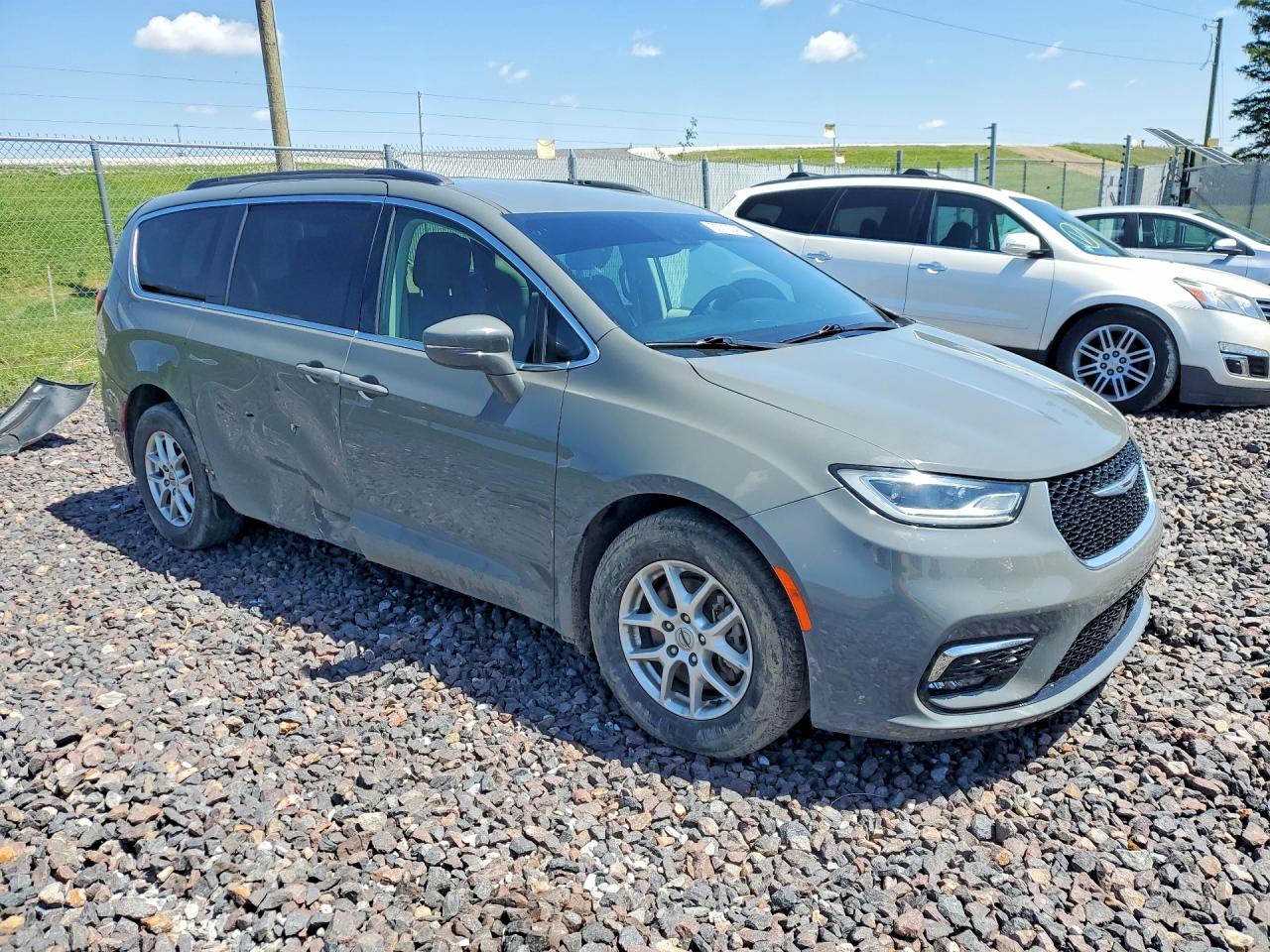 Chrysler Pacifica Touring L