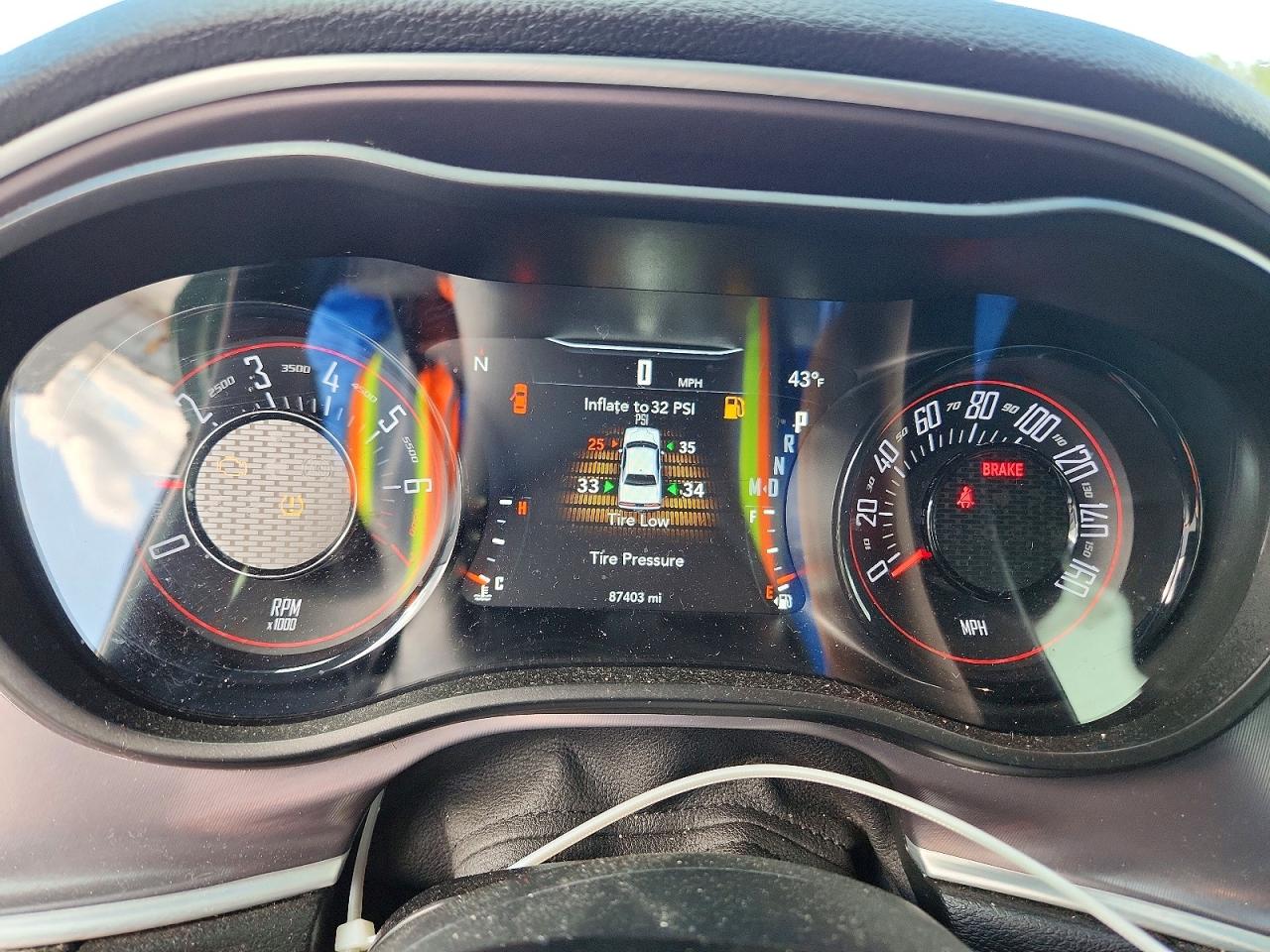 Dodge Challenger Sxt