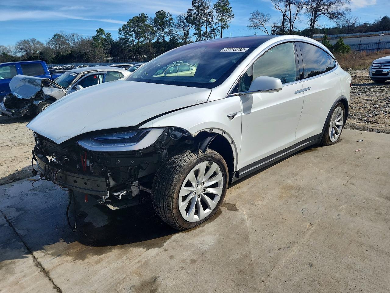 Salvage Tesla Model X Image