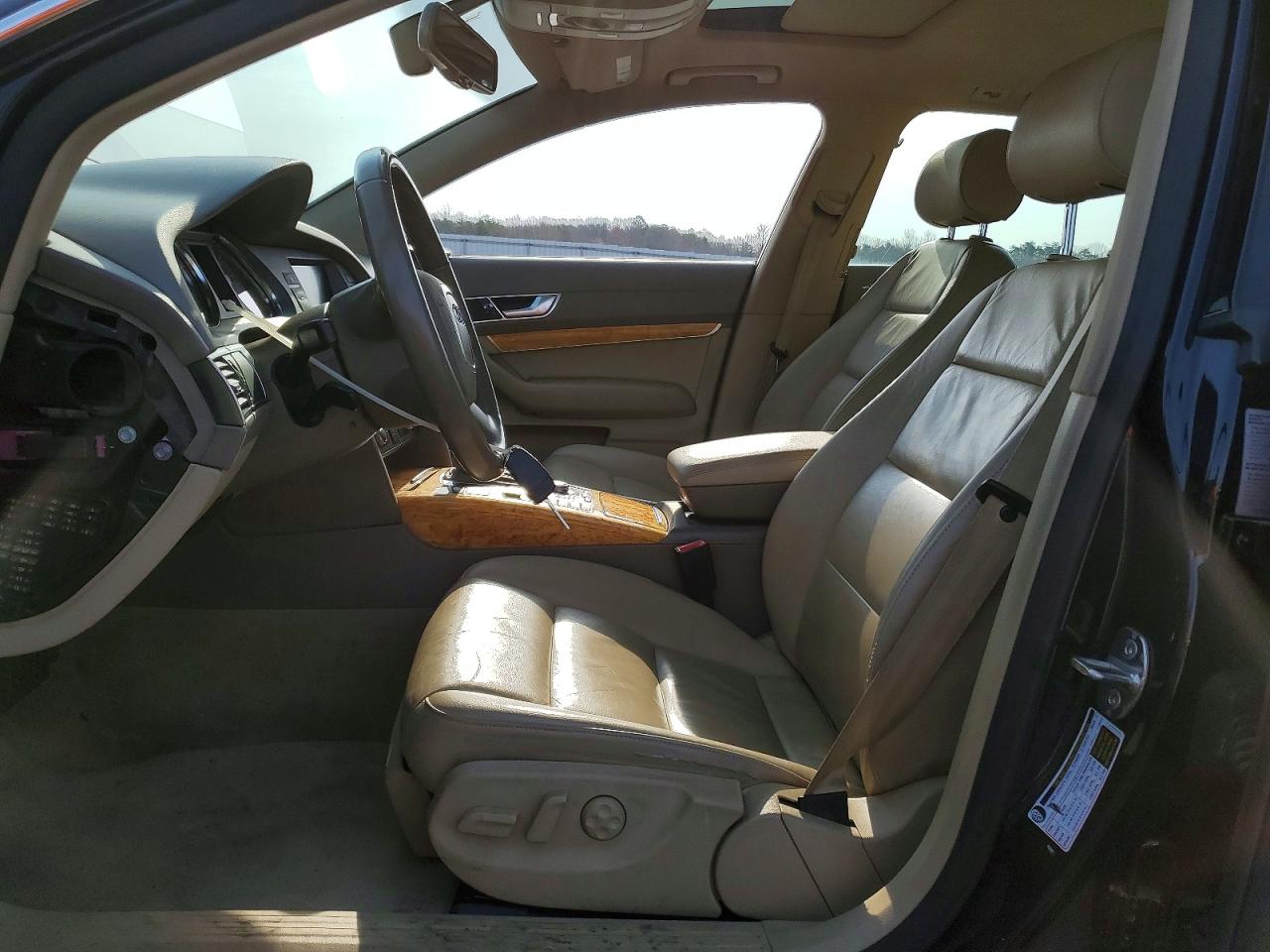Audi A6 Avant Quattro