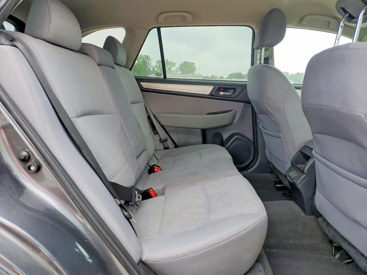 Subaru Outback 2.5i Premium