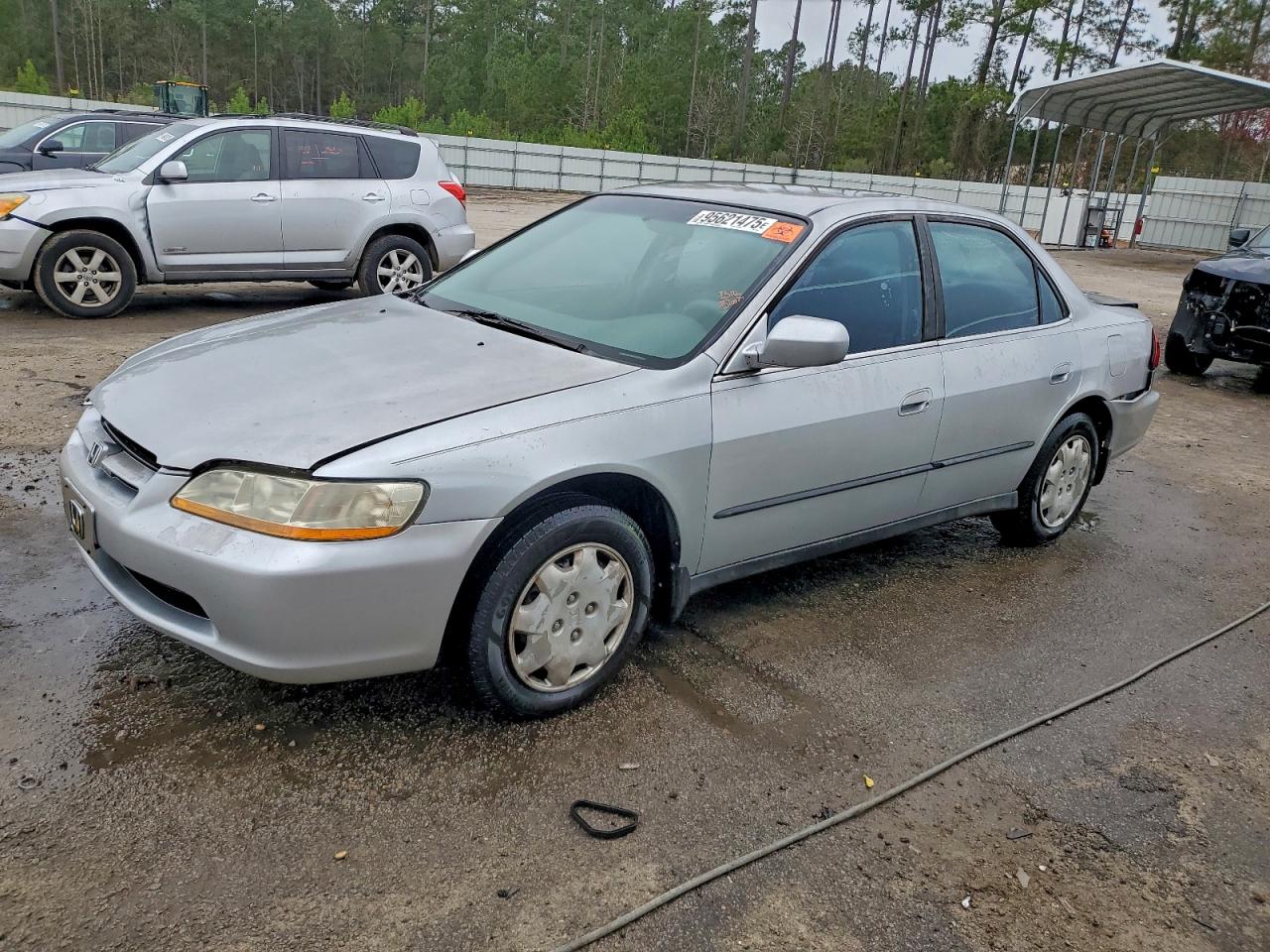 Salvage Honda Accord Image