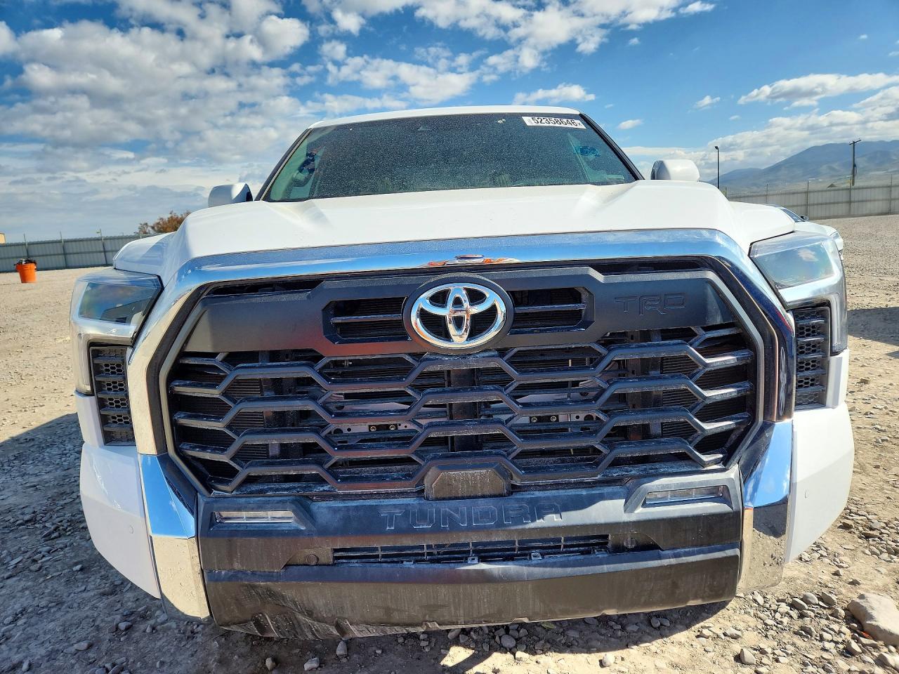 Toyota Tundra Sr5