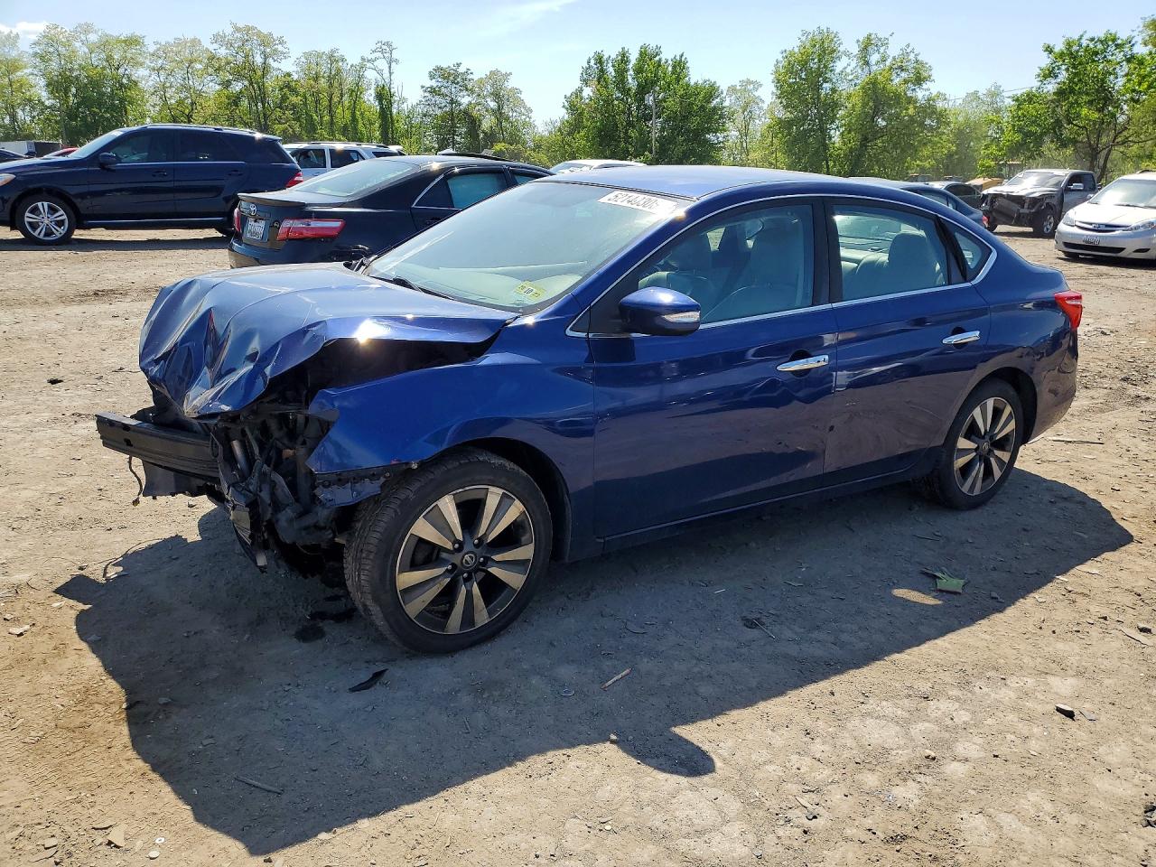 Salvage Nissan Sentra Image