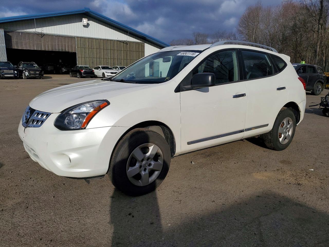 Salvage Nissan Rogue Image