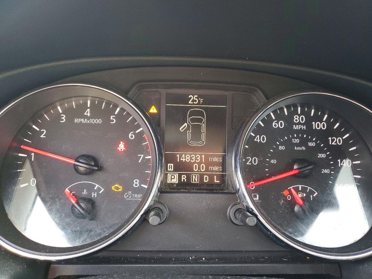 Nissan Rogue S