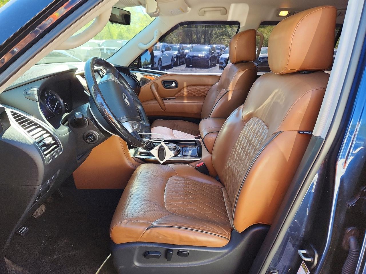 INFINITI Qx Base
