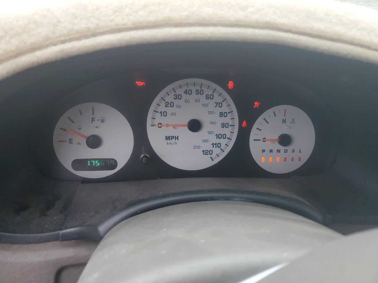 Dodge Caravan Se