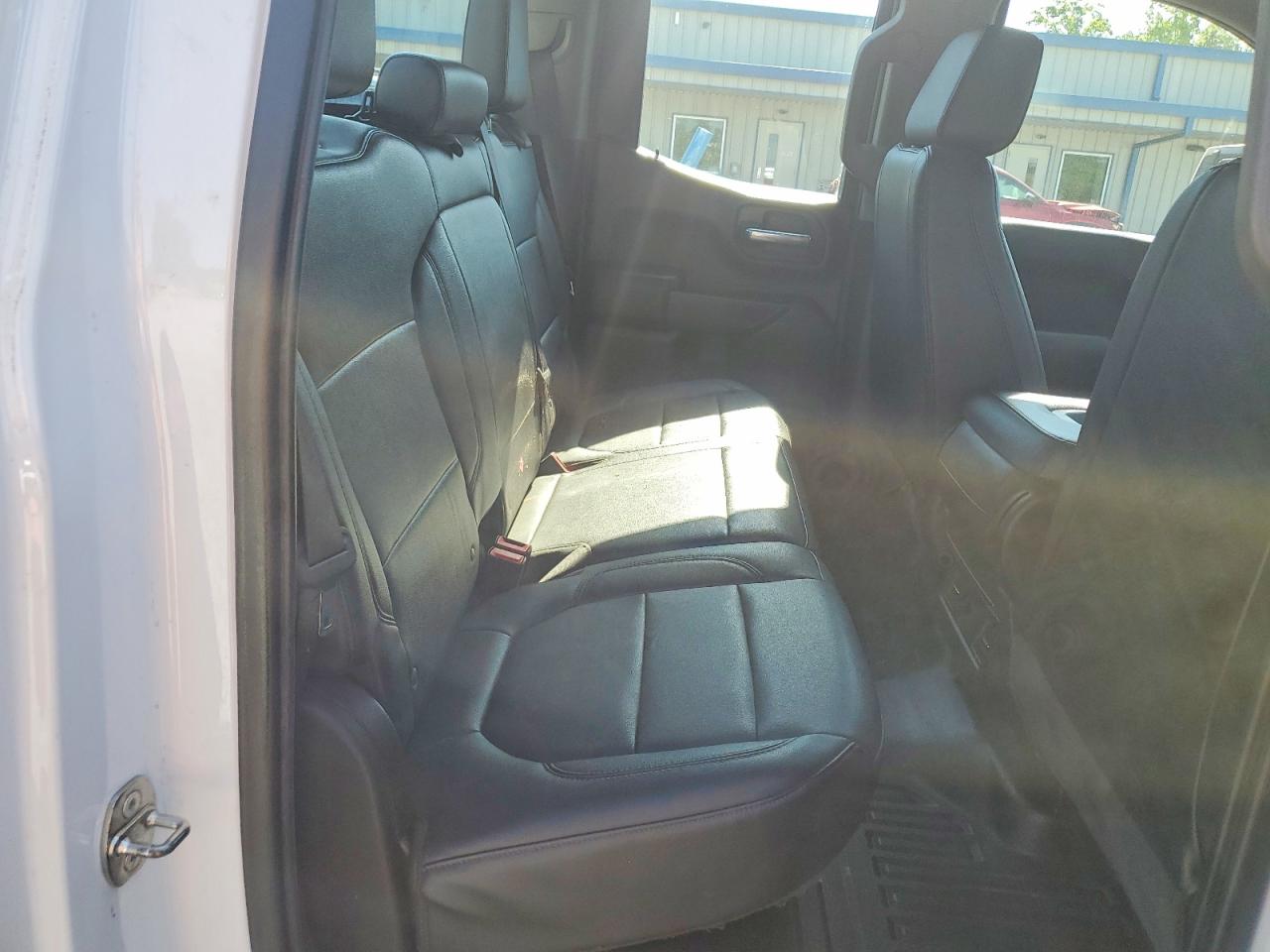 Chevrolet Silverado C1500