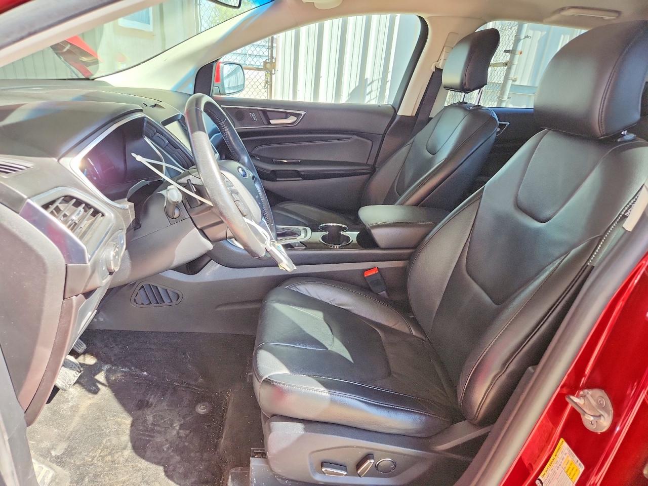 Ford Edge Titanium