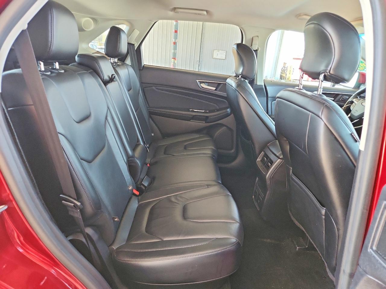 Ford Edge Titanium