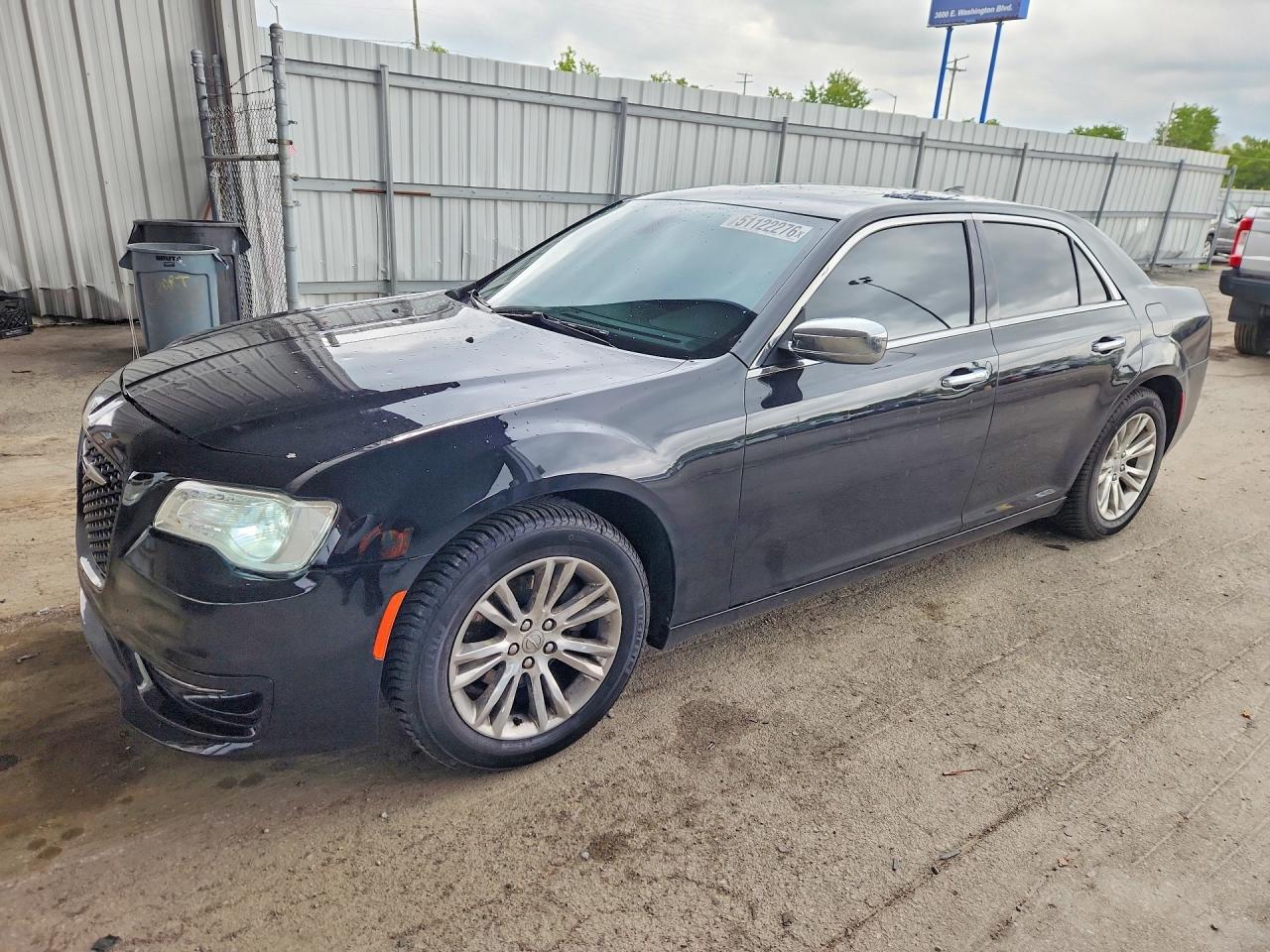 Salvage Chrysler 300 Image