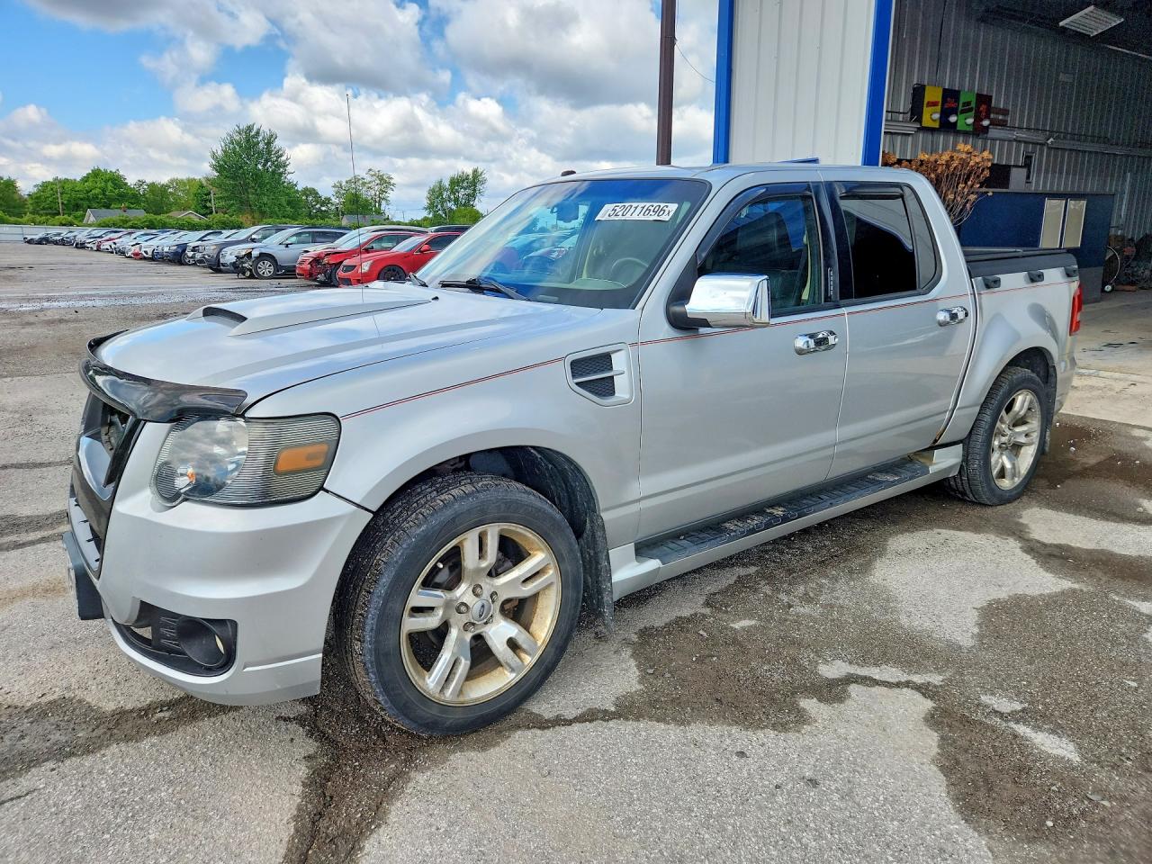 Salvage Ford Explorer Image