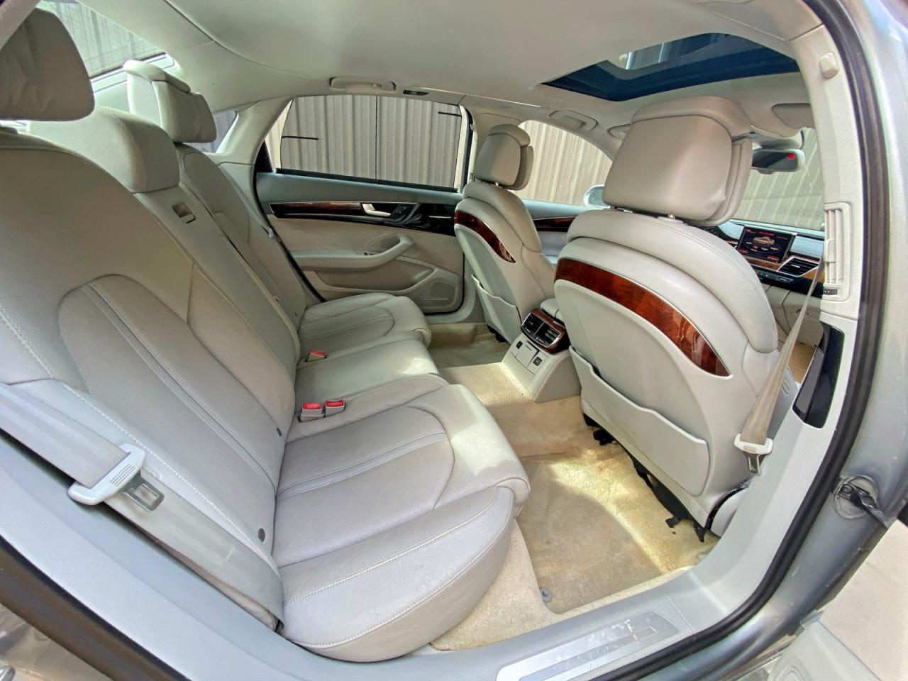 Audi A8 L Quattro