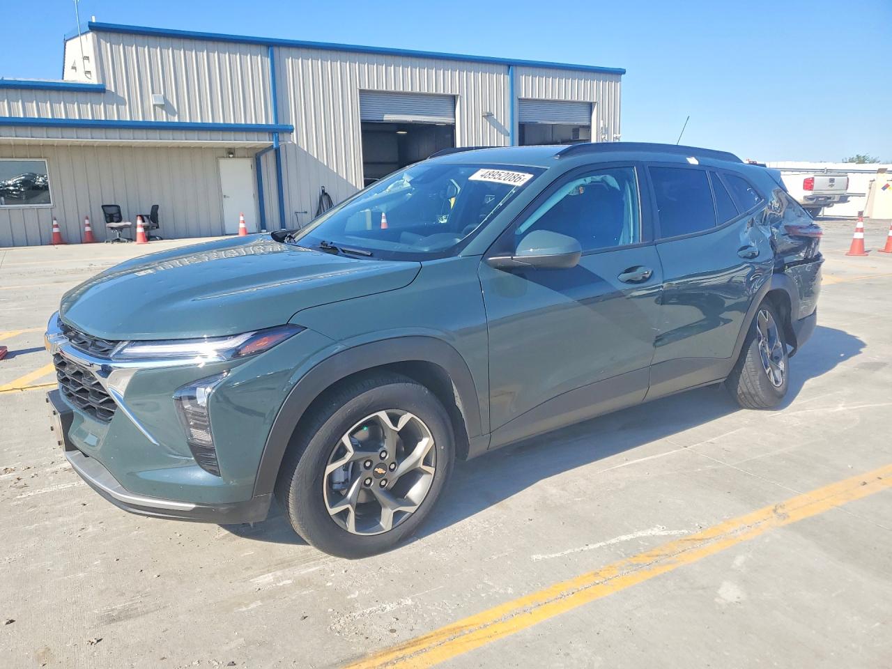 Salvage Chevrolet Trax Image