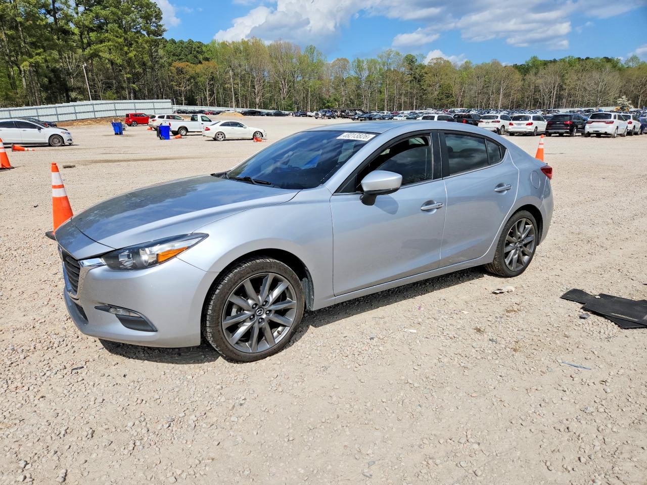 Salvage Mazda 3 Image