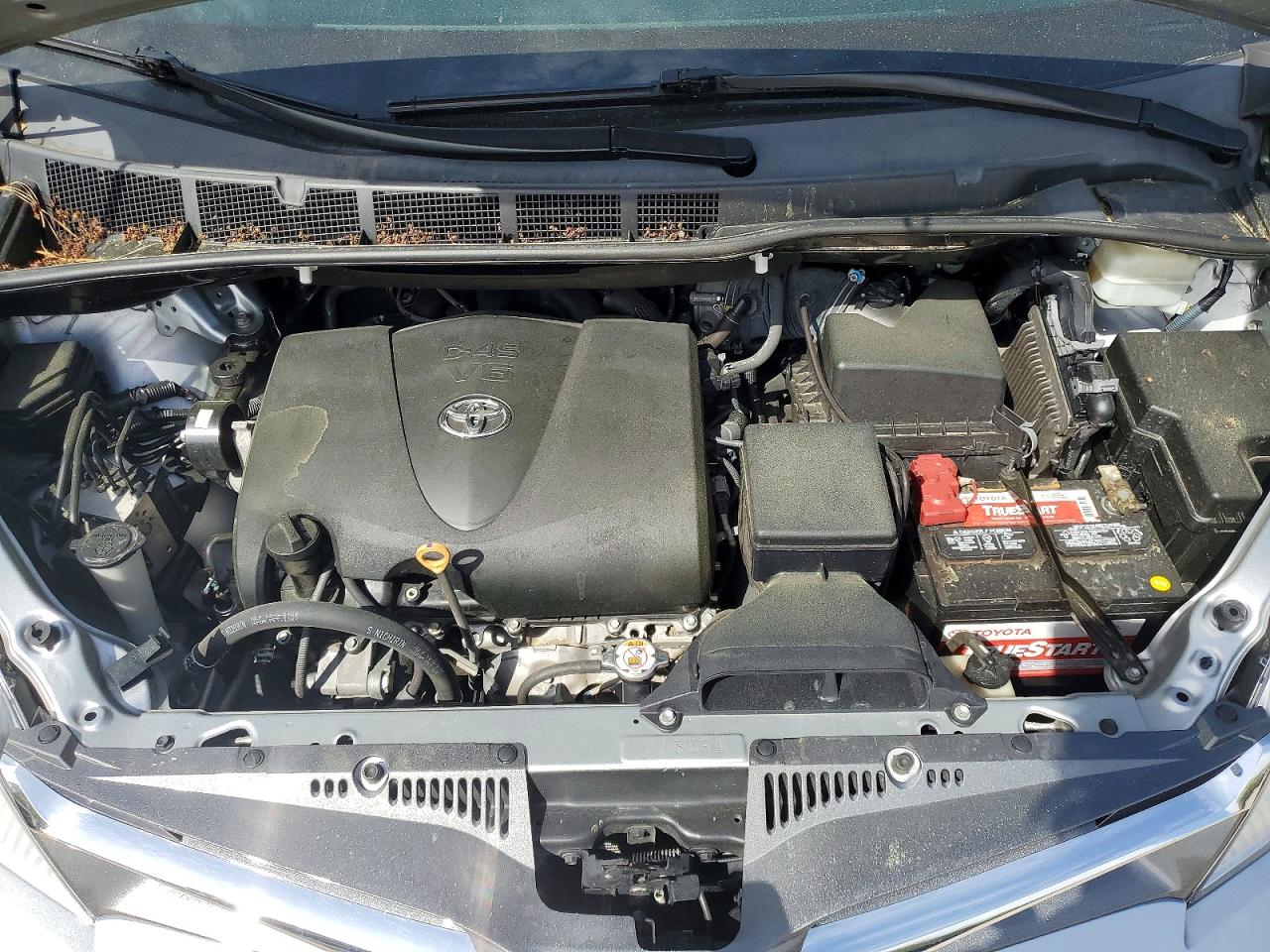 Toyota Sienna Xle 8-passenger
