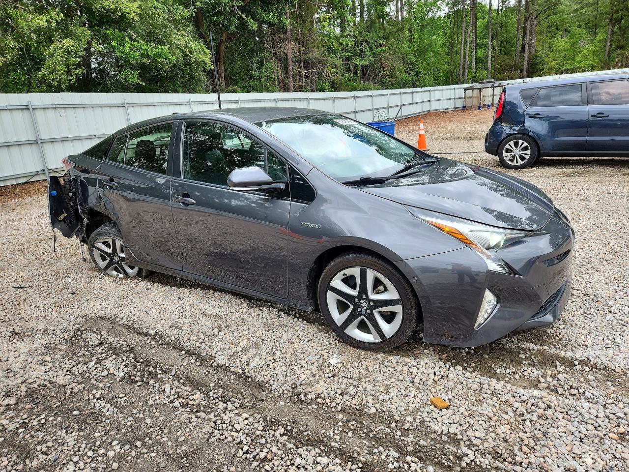 Toyota Prius Four Touring