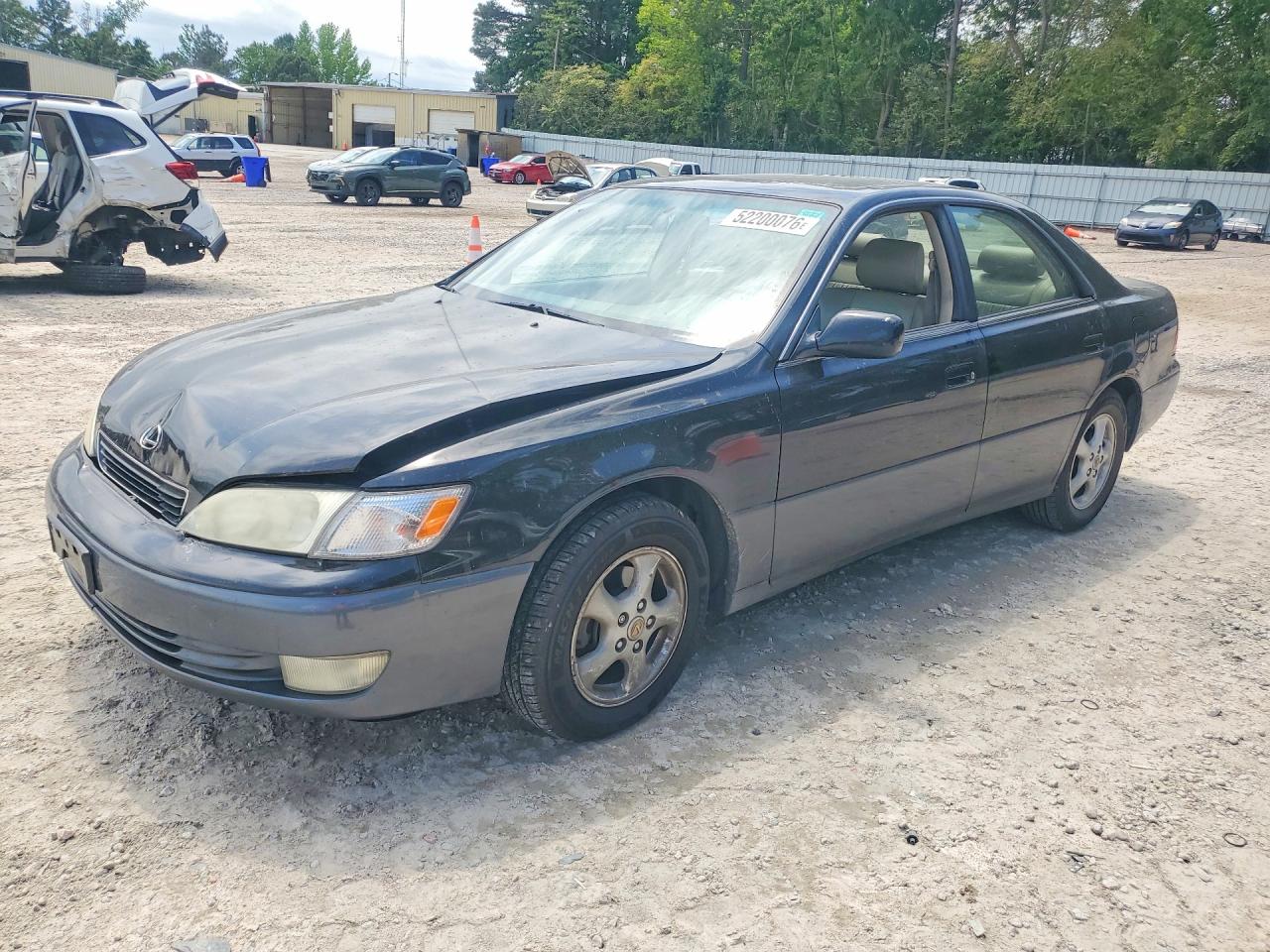 Salvage Lexus Es Image