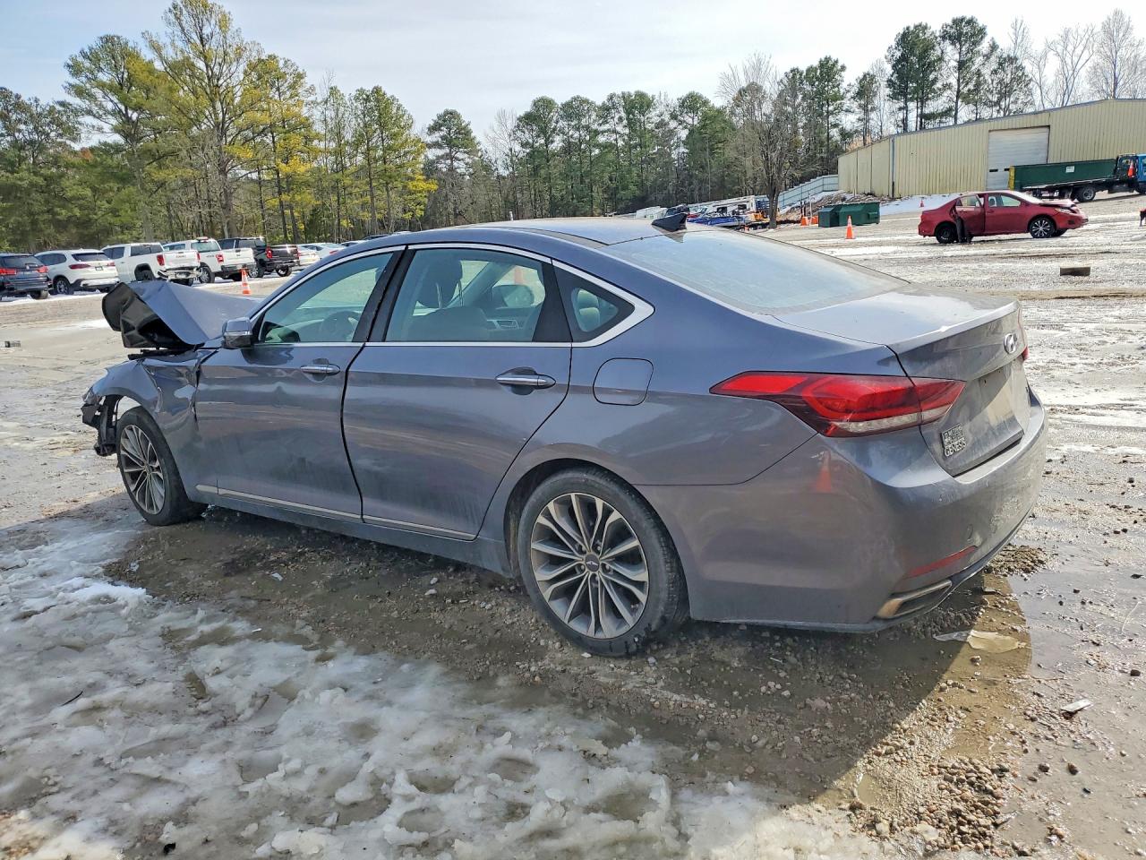 Hyundai Genesis 3.8l