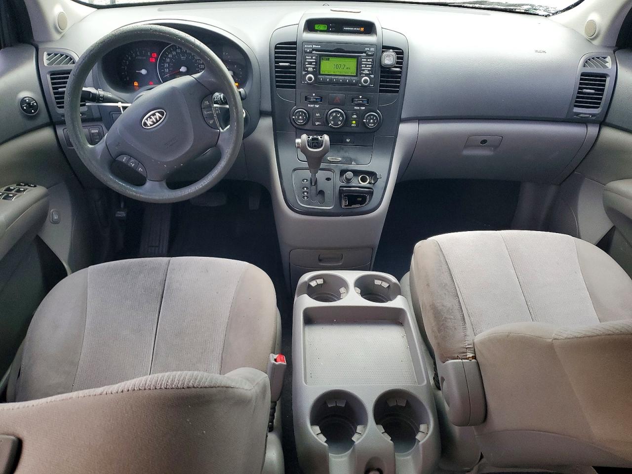 Kia Sedona Lx