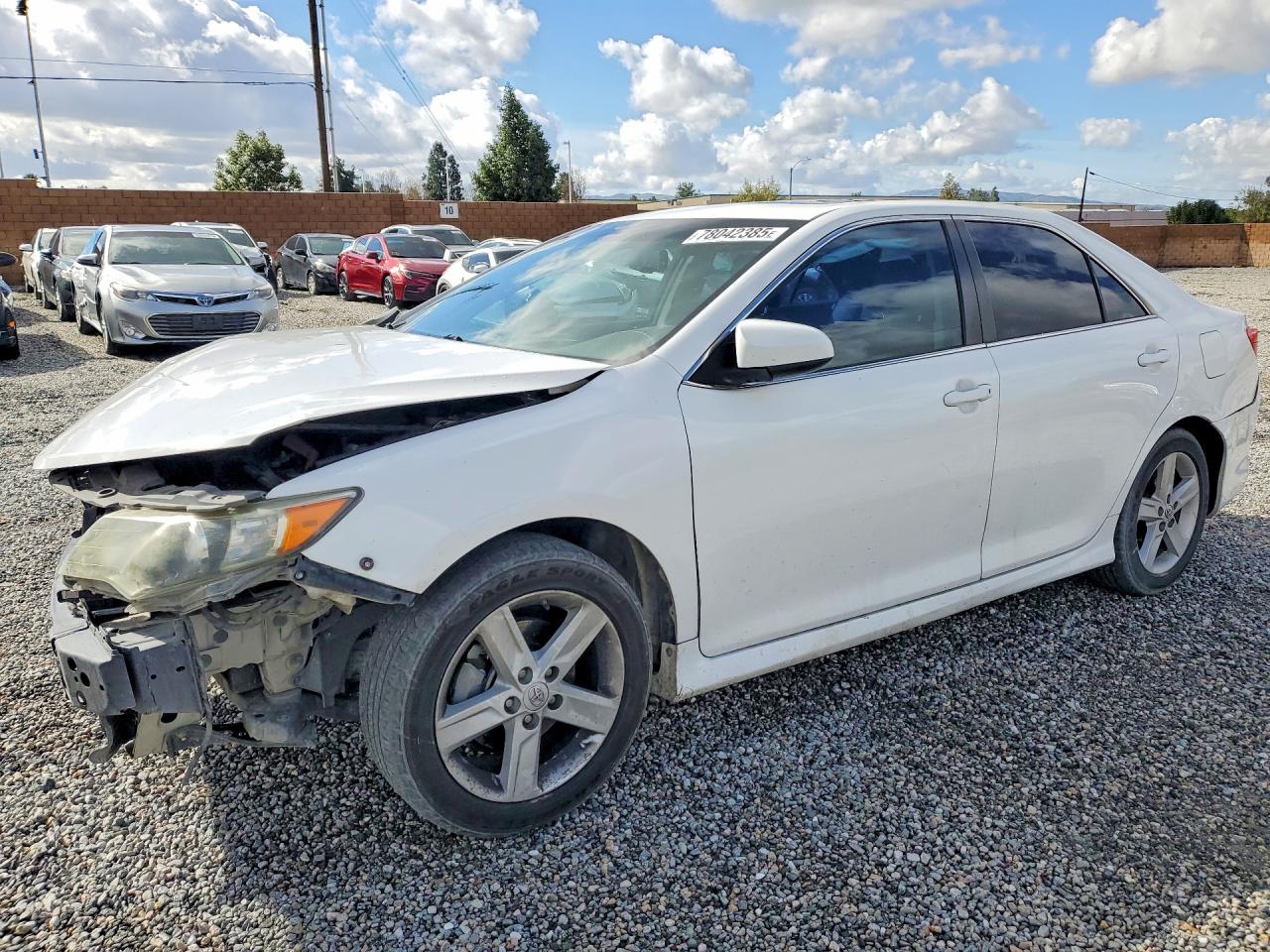 Salvage Toyota Camry Image
