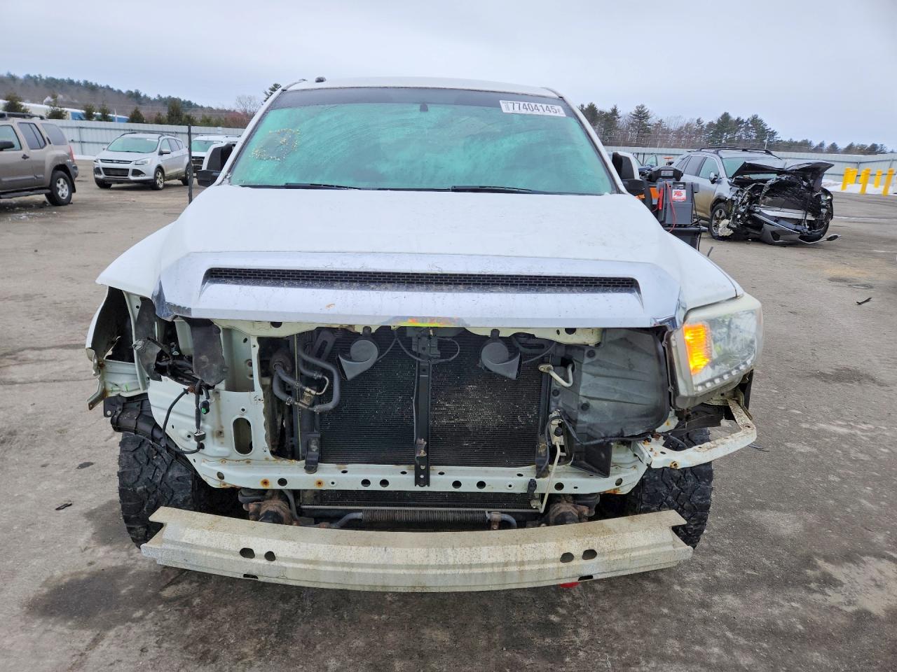Toyota Tundra Crewmax Sr5