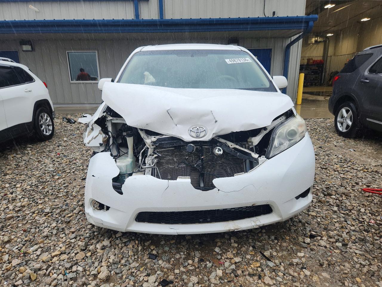 Toyota Sienna Le