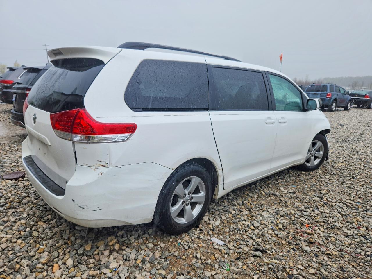Toyota Sienna Le