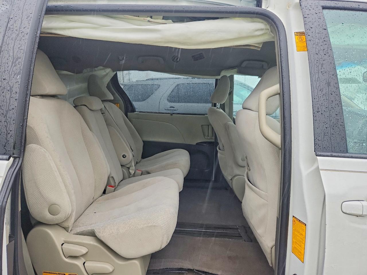 Toyota Sienna Le