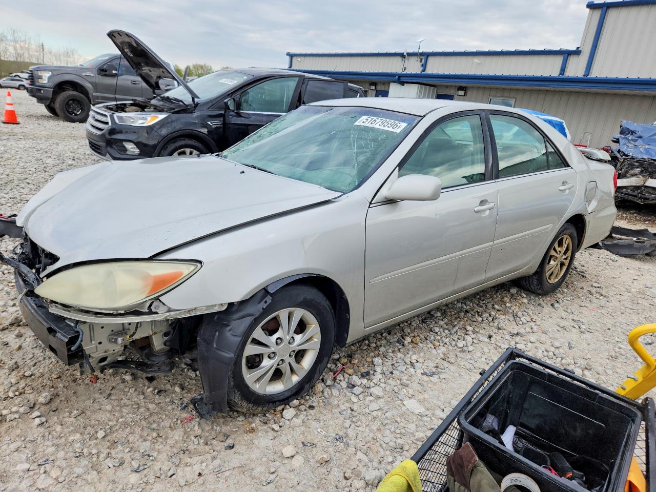 Salvage Toyota Camry Image