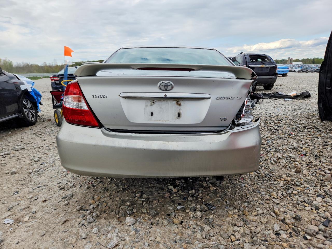Toyota Camry Le V6