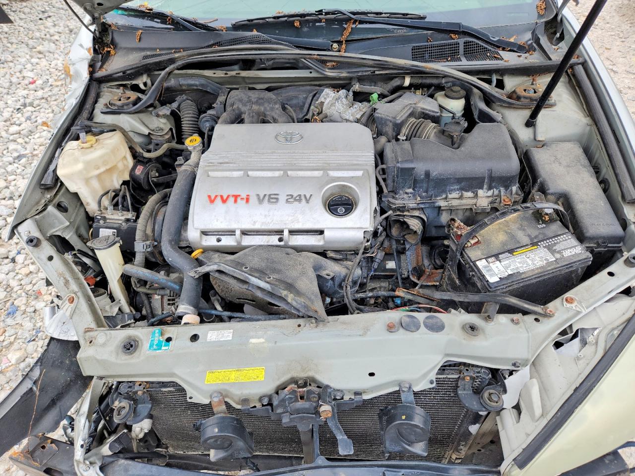 Toyota Camry Le V6