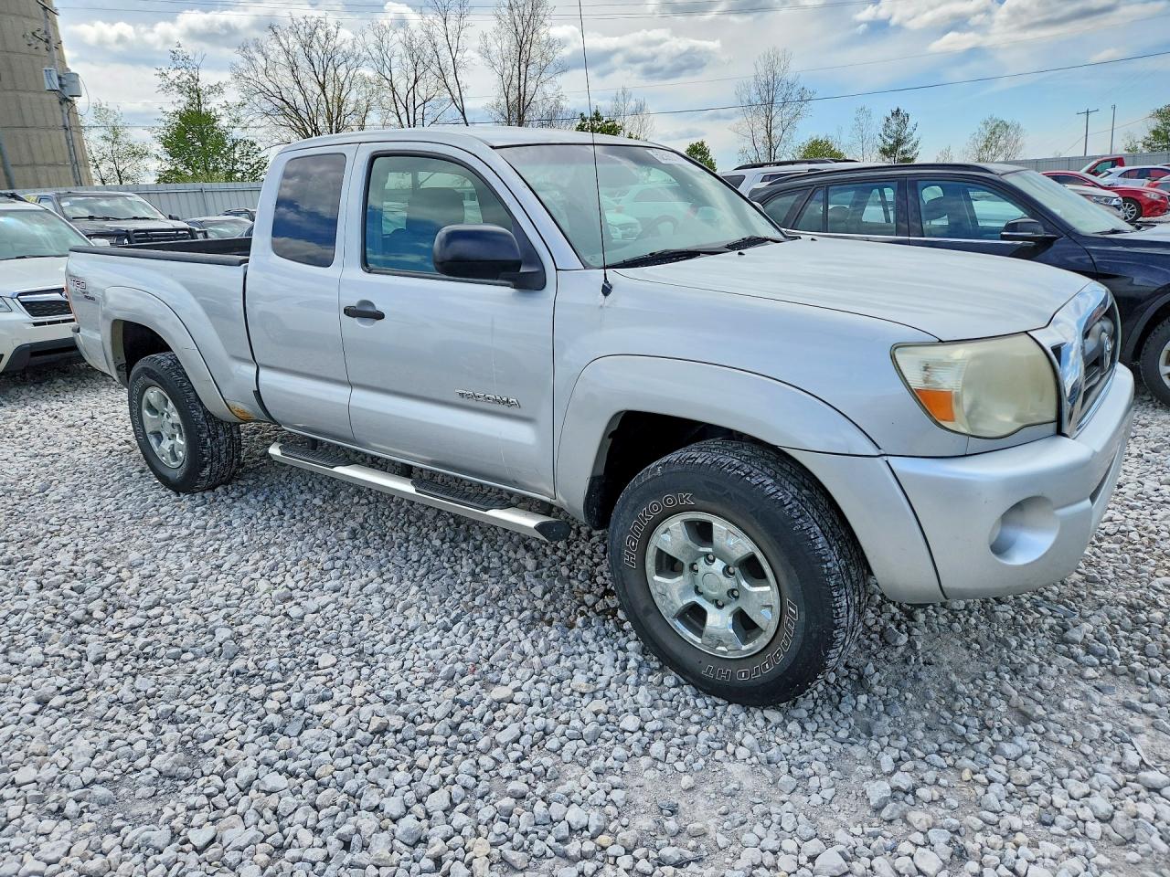 Toyota Tacoma Access Cab