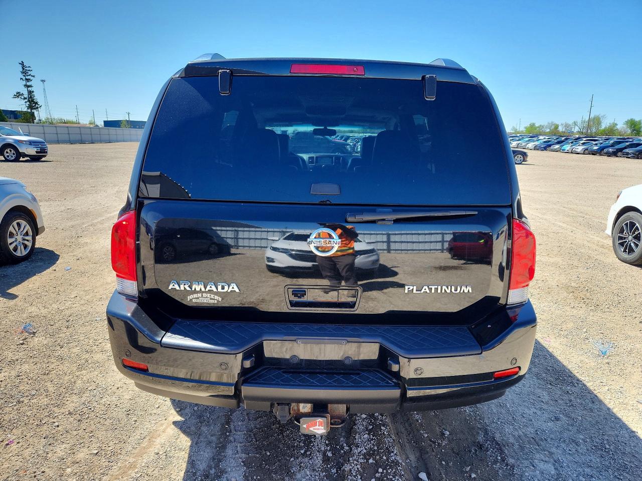 Nissan Armada Platinum