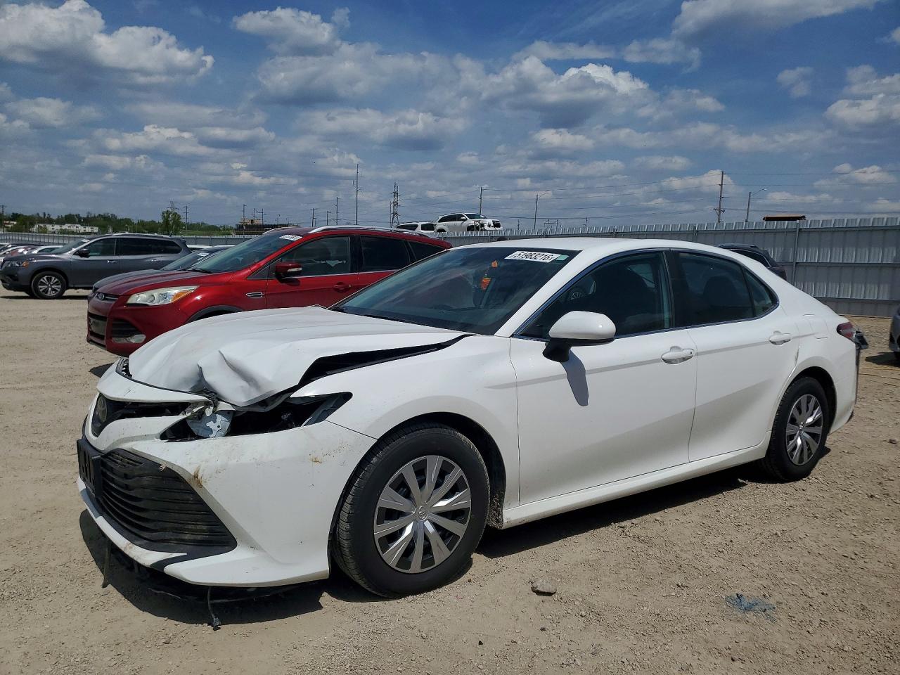 Salvage Toyota Camry Image