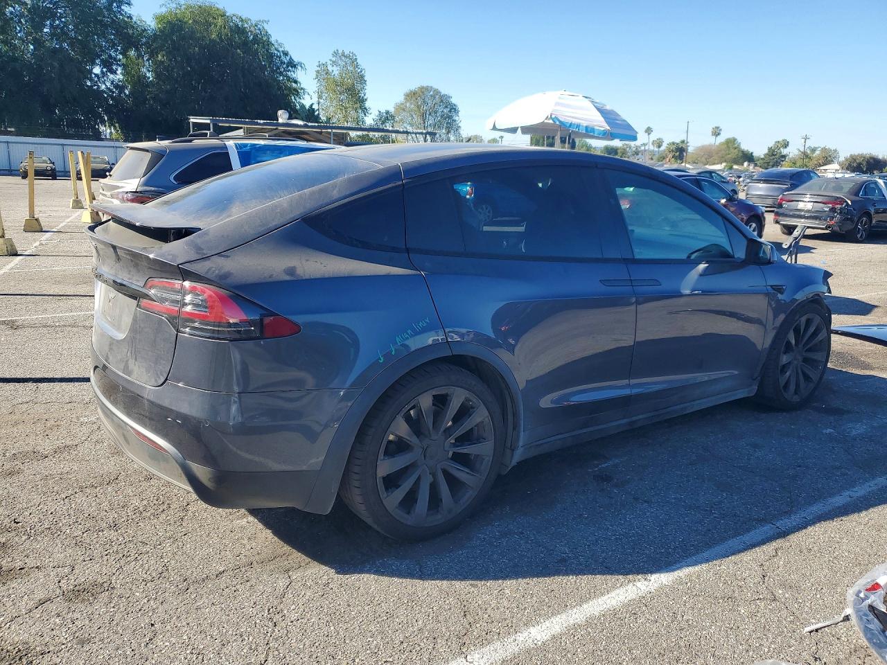 Tesla Model X