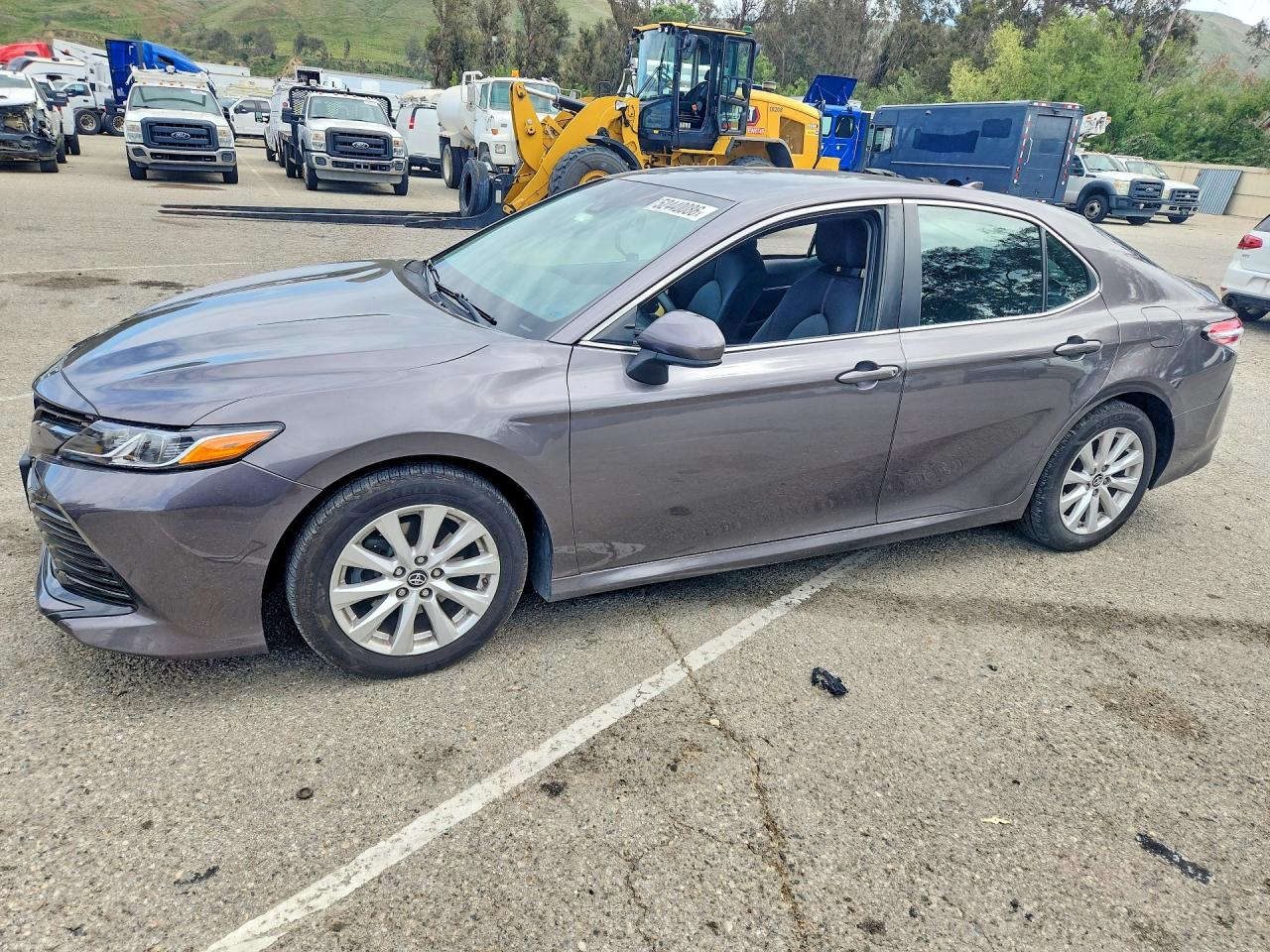 Salvage Toyota Camry Image