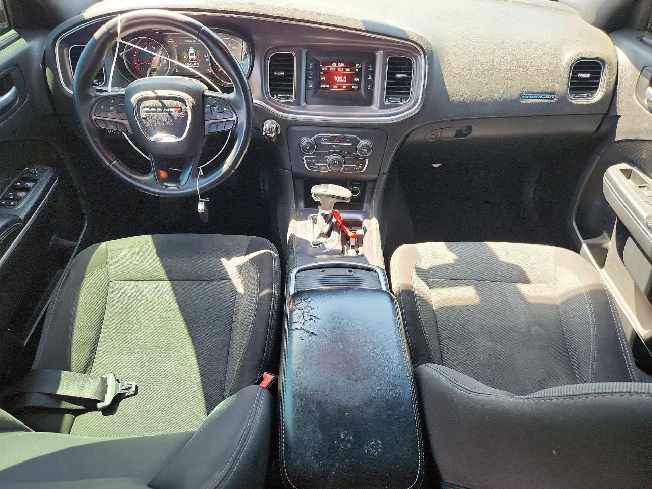 Dodge Charger Se