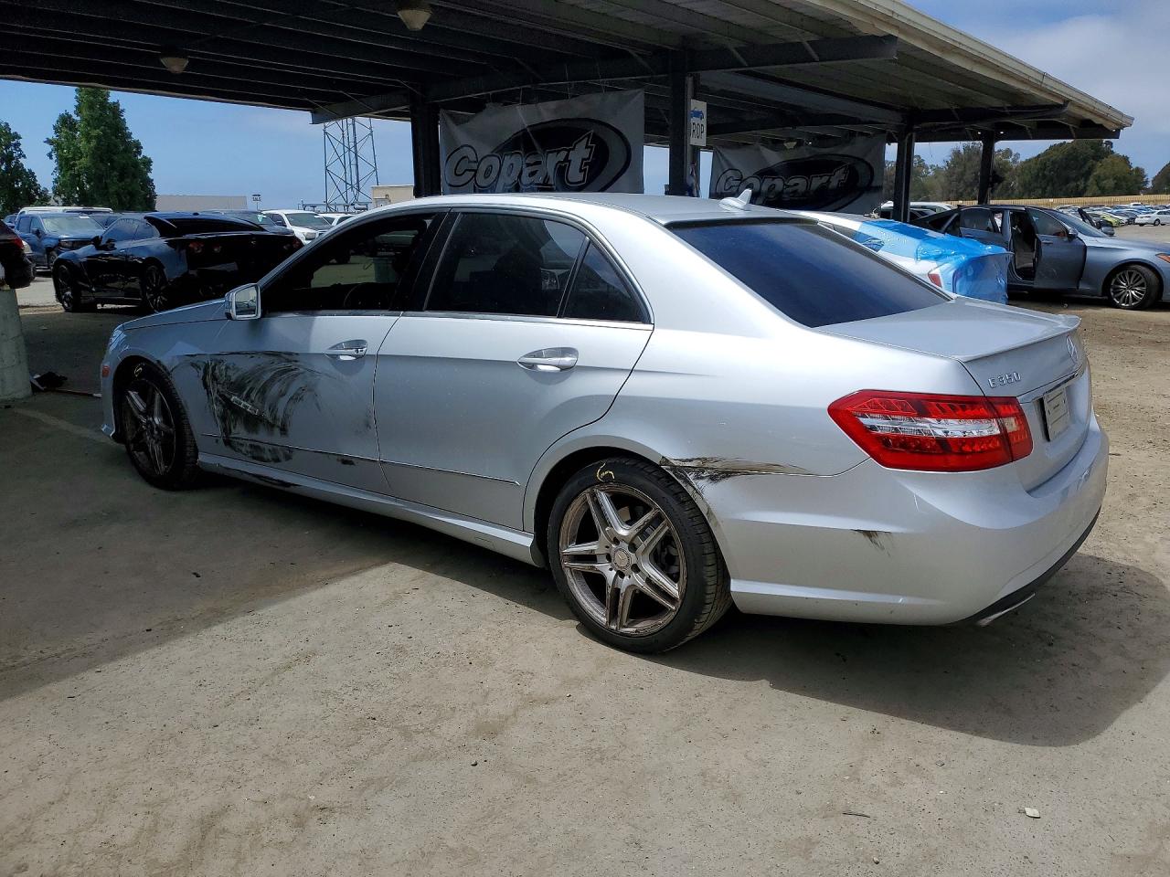 Mercedes-Benz E-Class 350