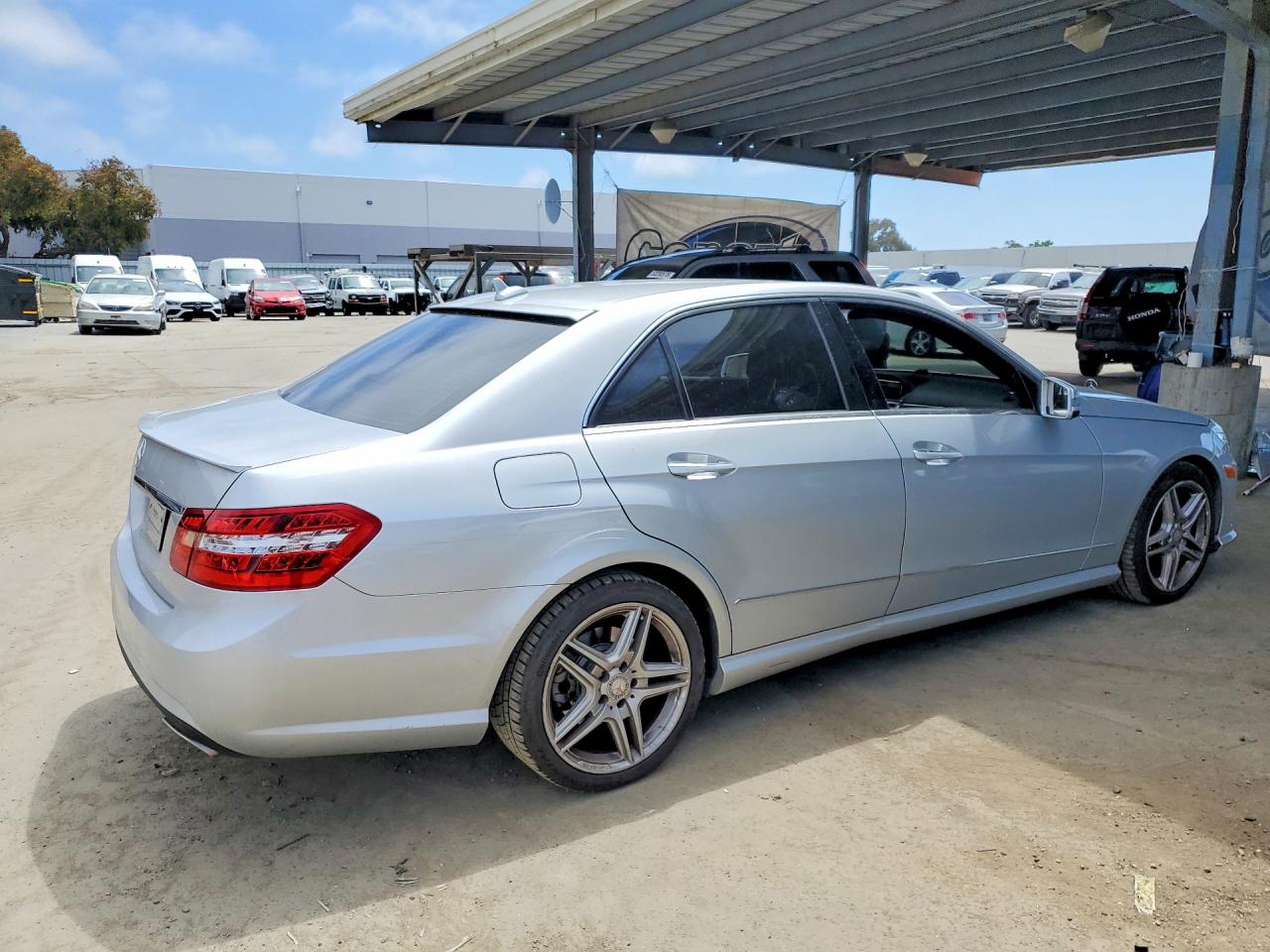 Mercedes-Benz E-Class 350