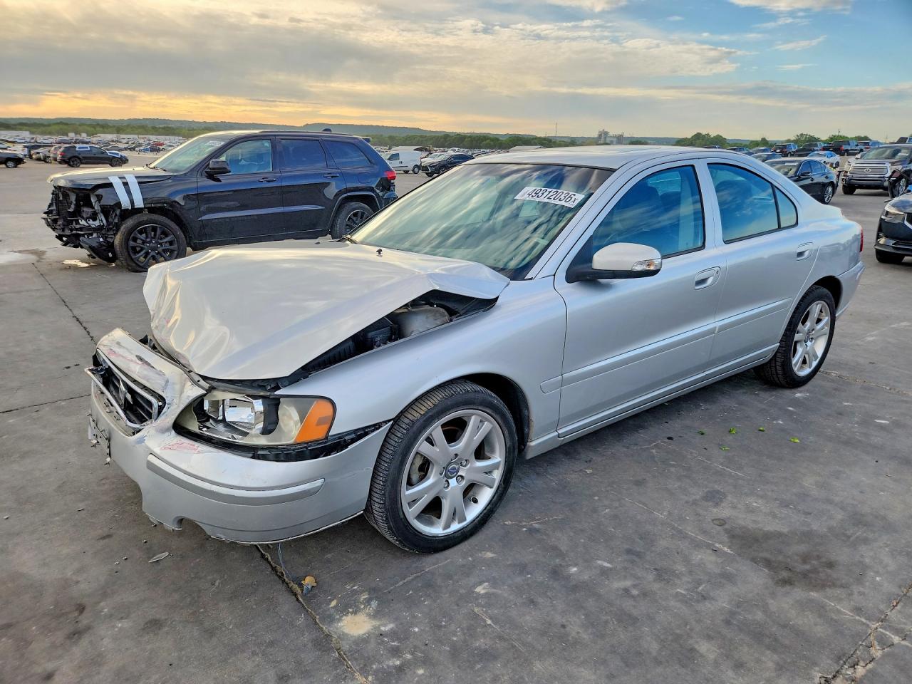 Salvage Volvo S60 Image