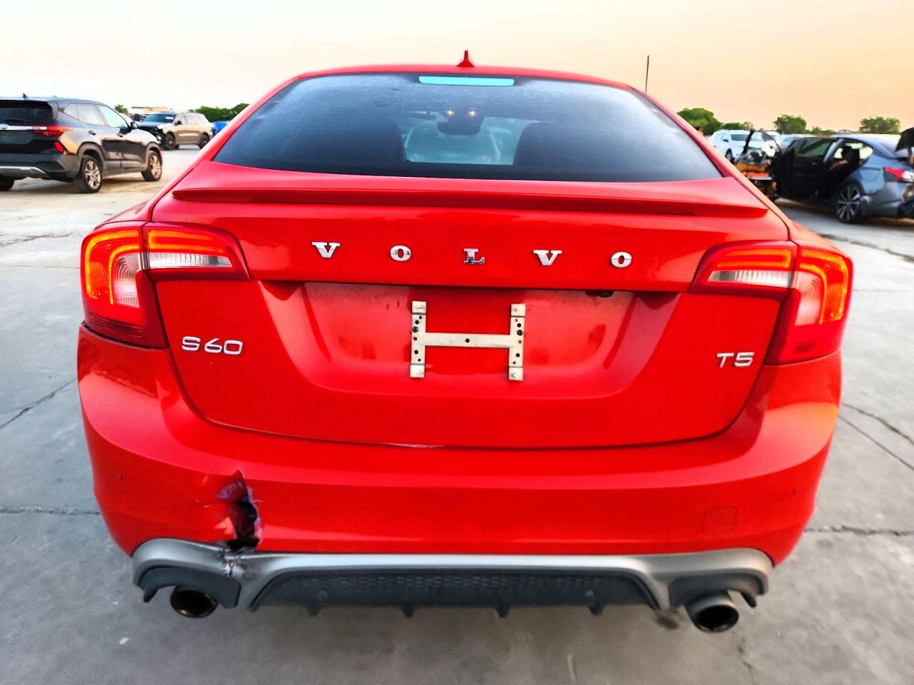 Volvo S60 R Design