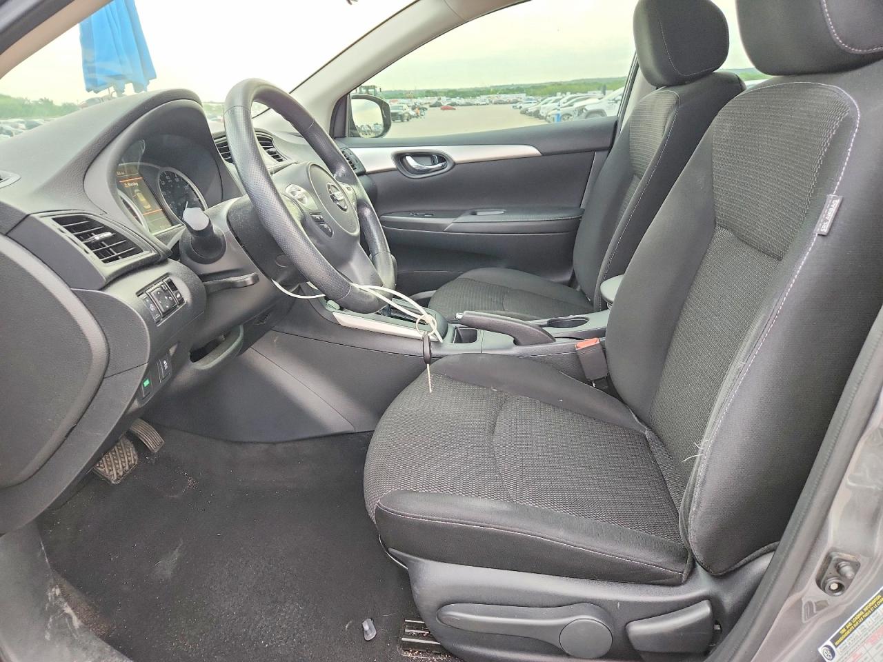 Nissan Sentra S