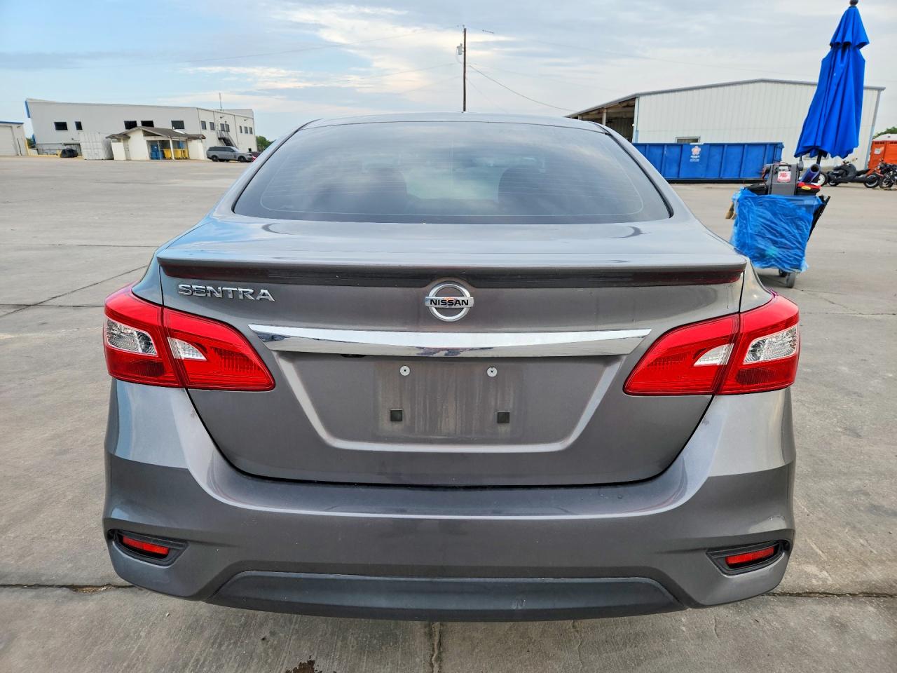 Nissan Sentra S
