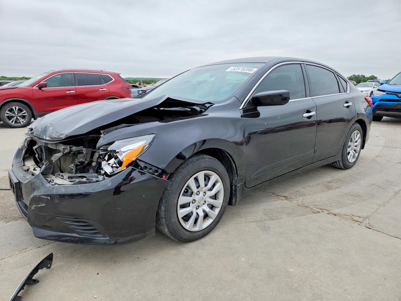 Salvage Nissan Altima Image